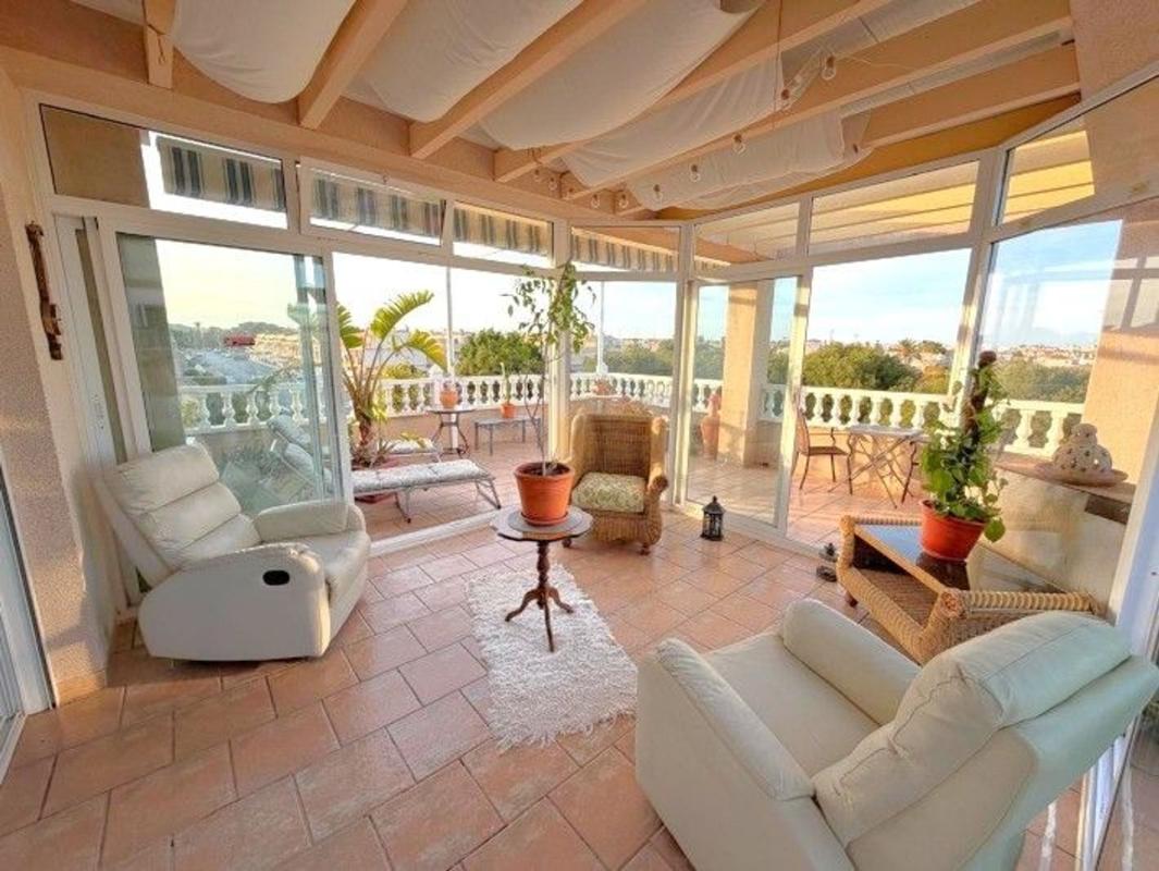 Venta de piso en Piso en Calle Niágara, Playa Flamenca, Orihuela, Orihuela
photo 1