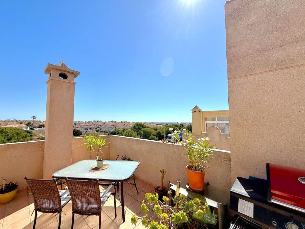 Venta de piso en Piso en Calle Niágara, Playa Flamenca, Orihuela, Orihuela
photo 3