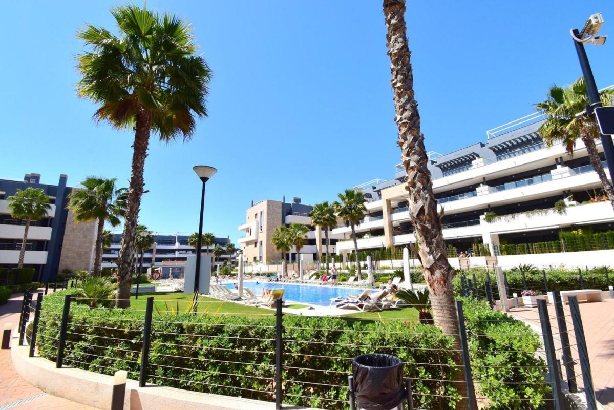 Venta de piso en Piso en Calle Niágara, Playa Flamenca, Orihuela, Orihuela
photo 5