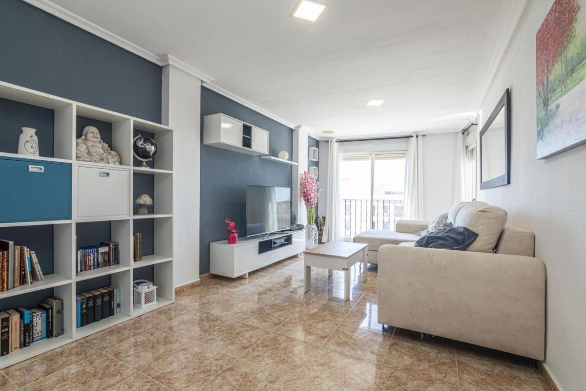 Venta de piso en Piso en Paseo El Progreso, 49, La Hoya-Daimes-El Derramador, Elche / Elx, Elche / Elx
 photo 2