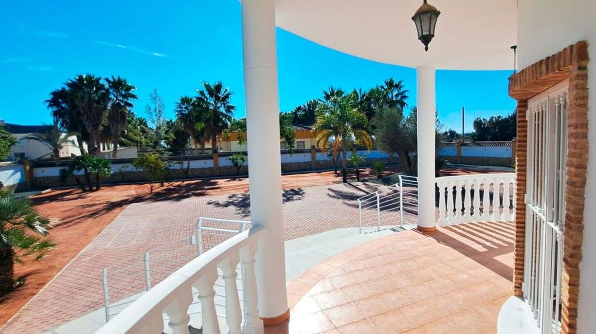 Properties for sale and rent in Spain photo 4