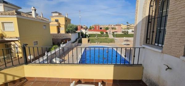 Chalet pareado en Calle Islandia, Algorfa photo 4