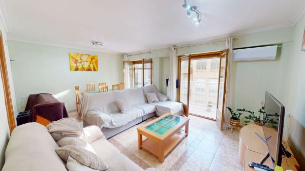 Venta de piso en Piso en Calle Espronceda, Plaza Crevillente-Juzgados, Elche / Elx, Elche / Elx
 photo 4