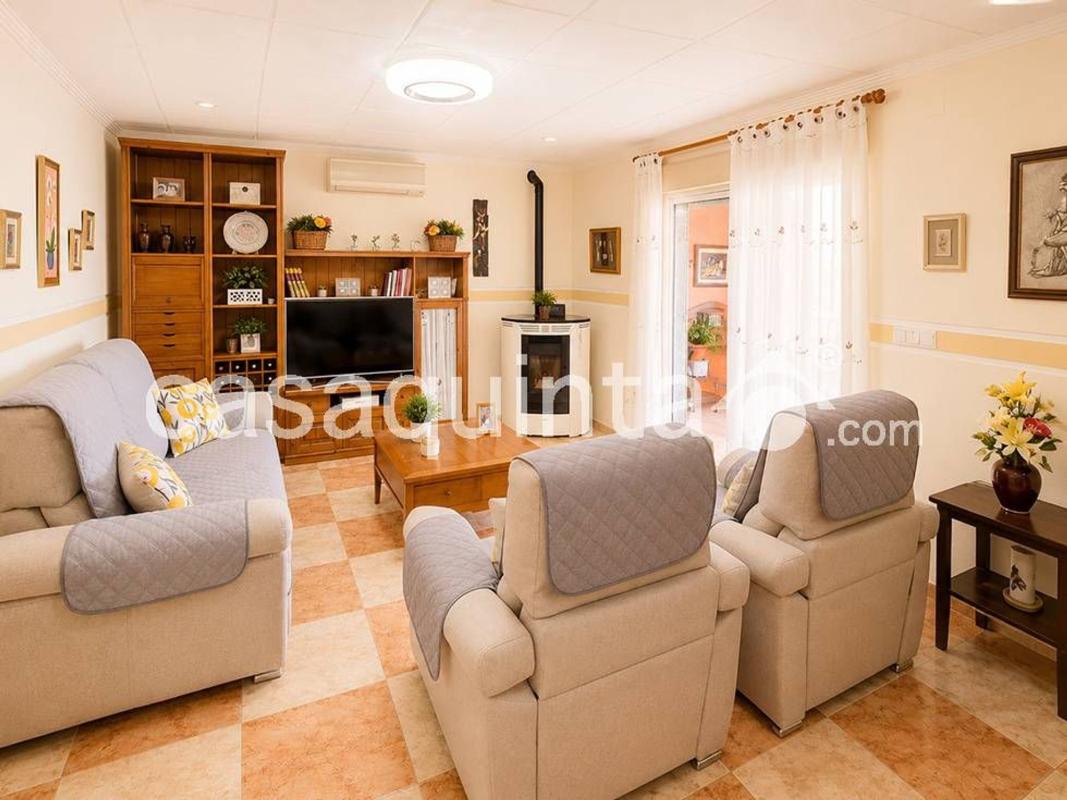 Properties for sale and rent in Spain photo 4