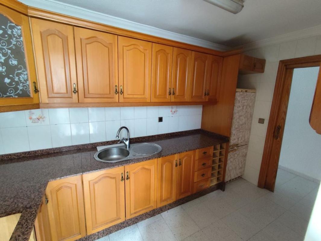 Venta de piso en Piso en Calle Conrado del Campo, Sector V-El Canal, Elche / Elx, Elche / Elx
photo 2