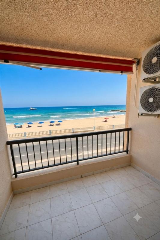 Sale of apartment in Piso en Avenida Doctor Mariano Ruiz Canovas, Playa de los Locos, Torrevieja, Torrevieja
 photo 2