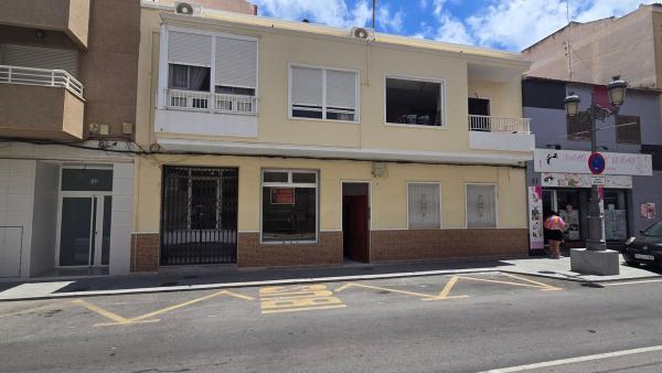 Venta de piso en Piso en Avenida del País Valencià, 39, Zona Pueblo, Guardamar del Segura, Guardamar del Segura
 photo 1