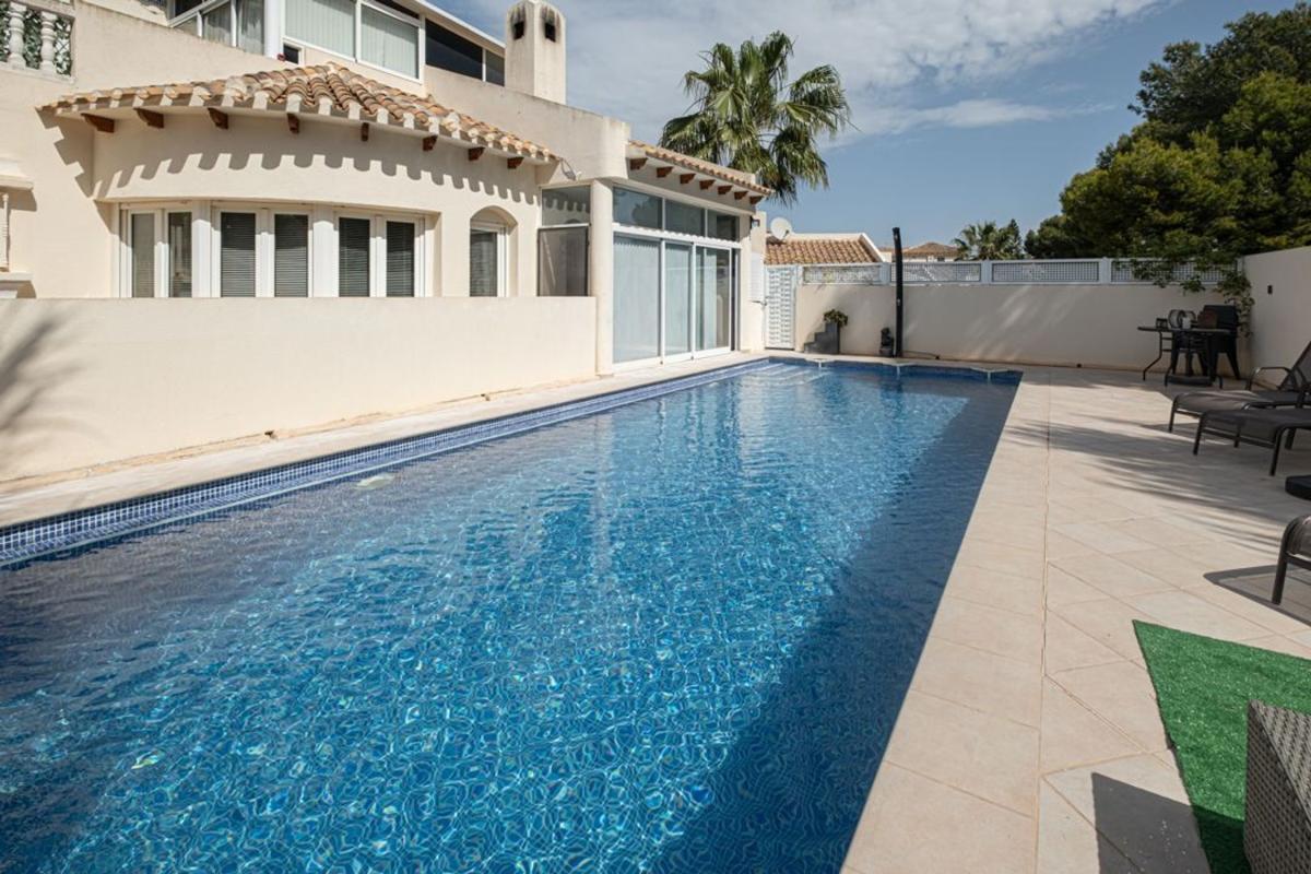 Propiedades en venta y alquiler en España photo 1