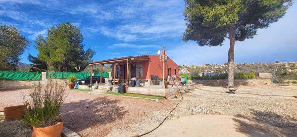 Chalet independiente en venta en Casa o chalet en Camino del Matader, Monovar, Monovar
thumbnail 2