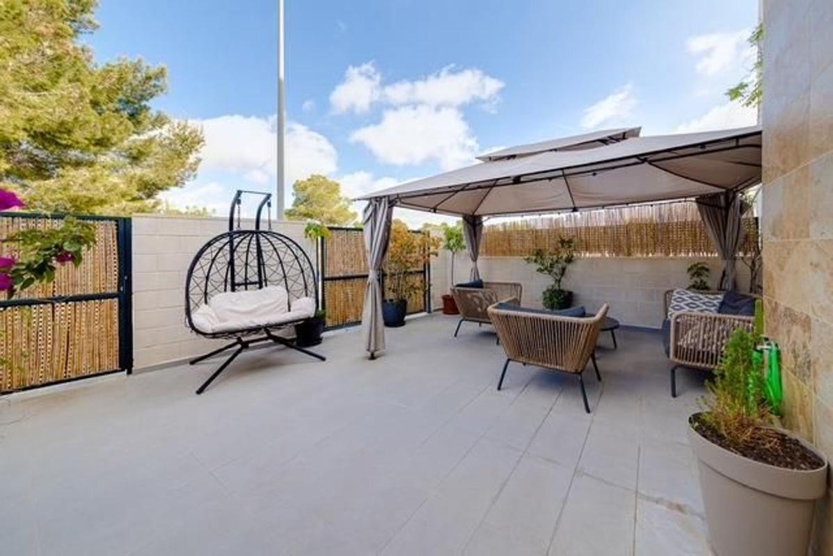 Properties for sale and rent in Spain photo 3