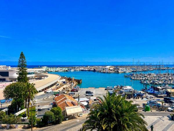 Продажа квартиры на Piso en Centro - Muelle Pesquero, Torrevieja, Торревьеха
photo 1