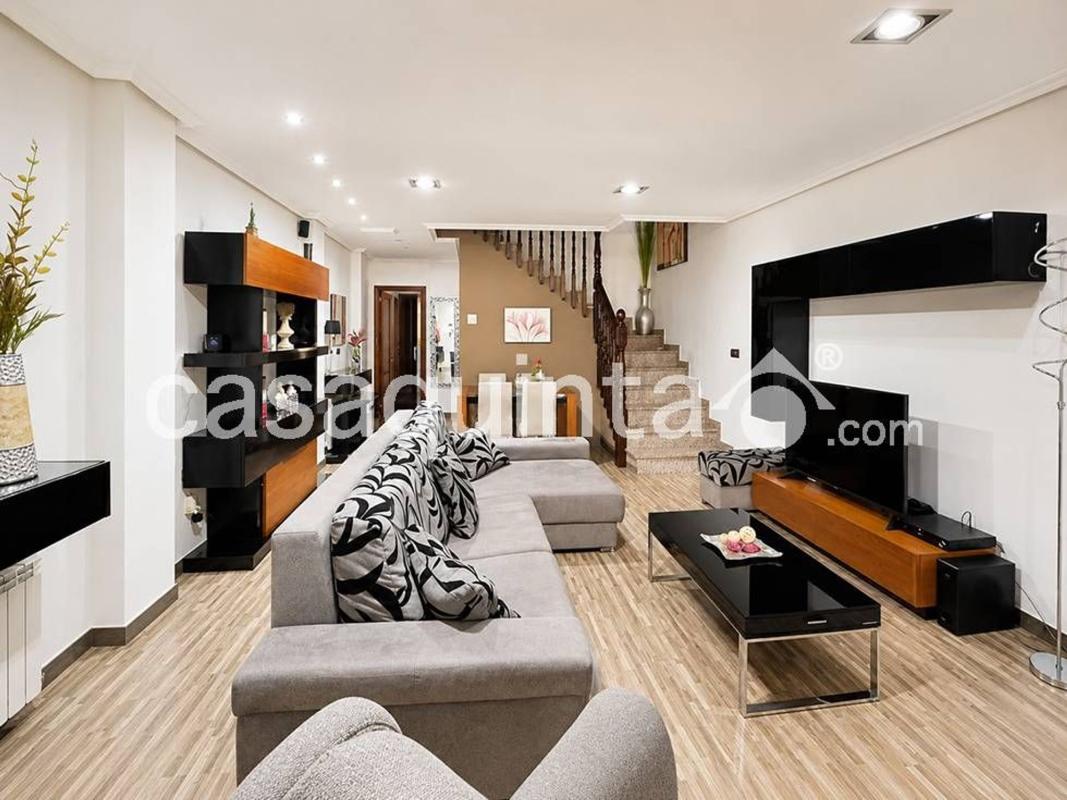 Properties for sale and rent in Spain photo 3
