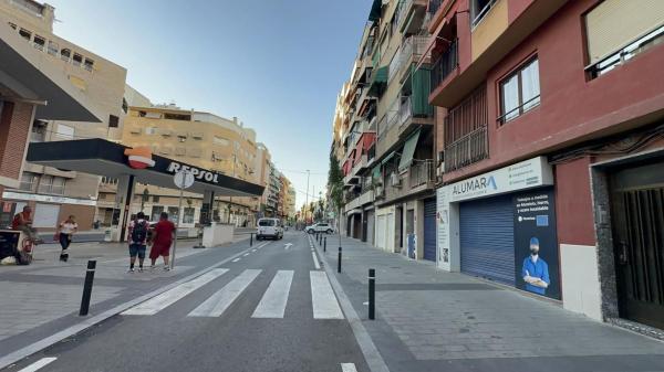 Venta de piso en Piso en Calle del Maestro Alonso, Carolinas Altas, Alicante / Alacant, Alicante / Alacant
 photo 1