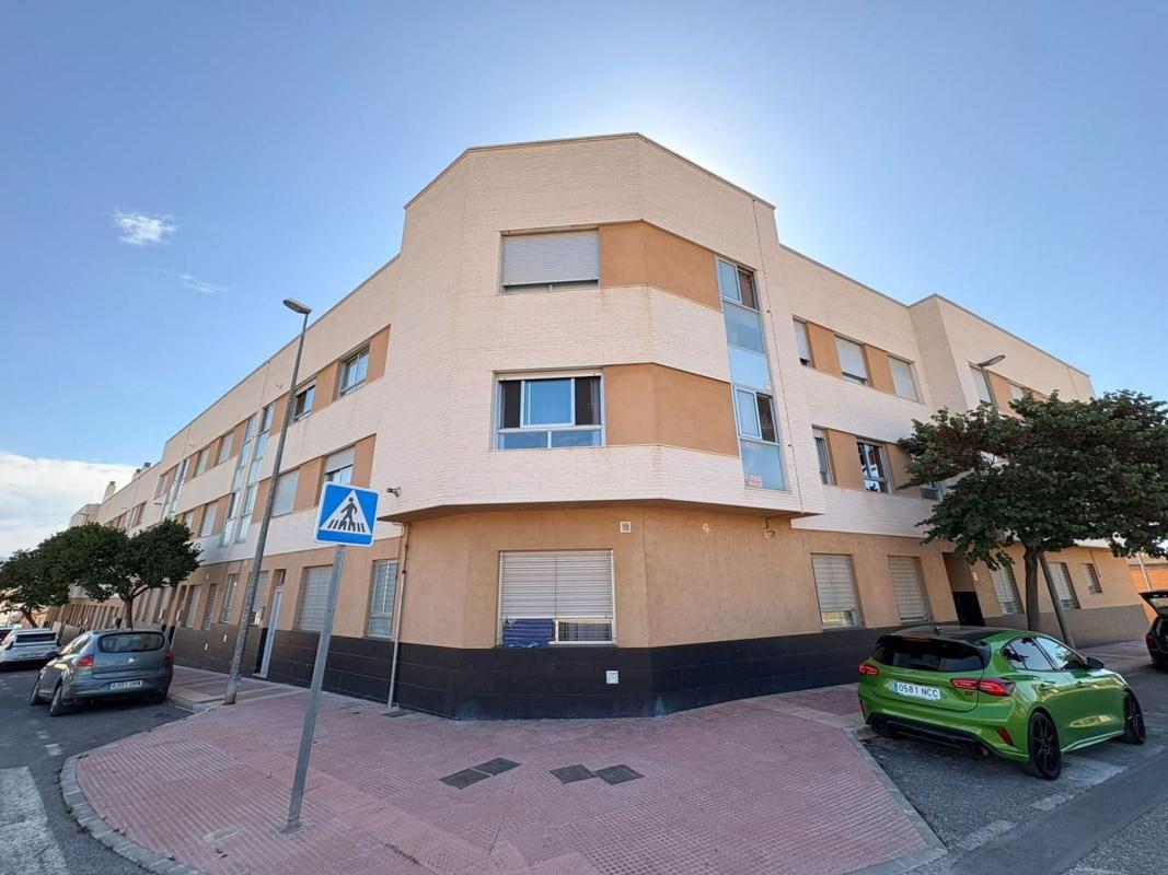 Sale of apartment in Piso en Sax, Sax
photo 1