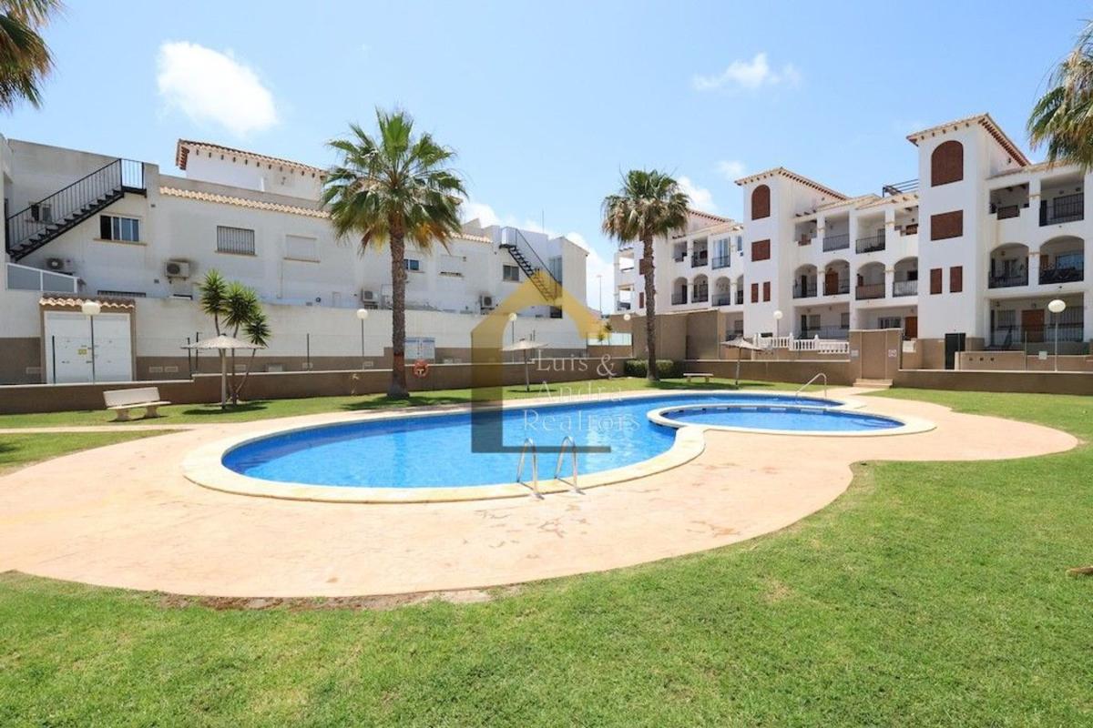 Propiedades en venta y alquiler en España photo 1