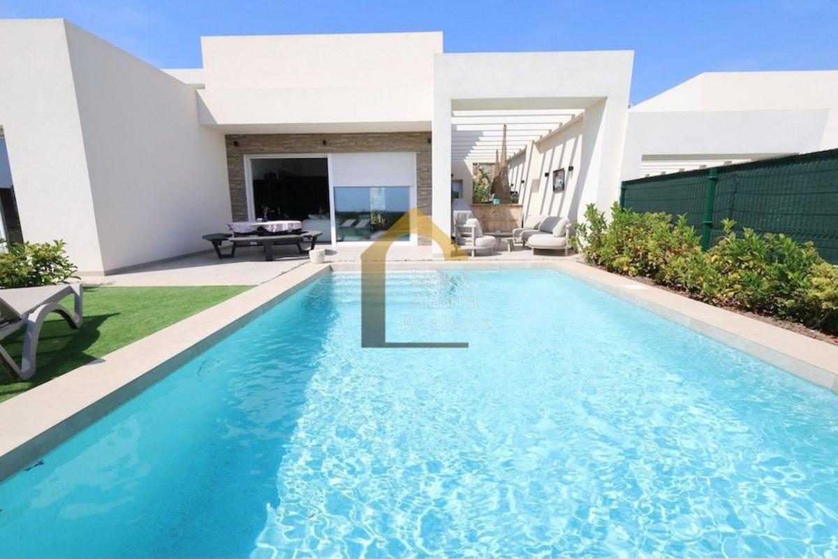 Sale of independent chalet in Casa o chalet en Algorfa, Algorfa
photo 4