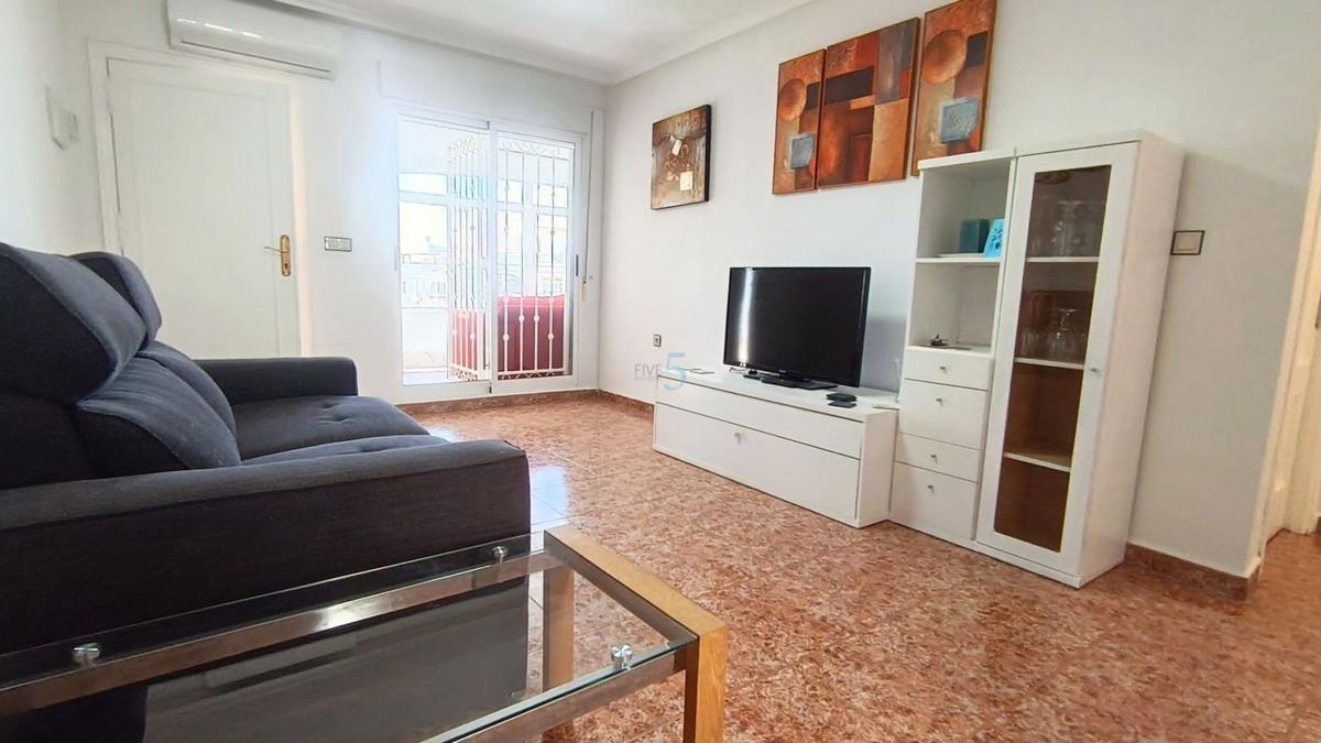Venta de piso en Piso en Desamparados-Hurchillo-Torremendo, Orihuela, Orihuela
photo 3