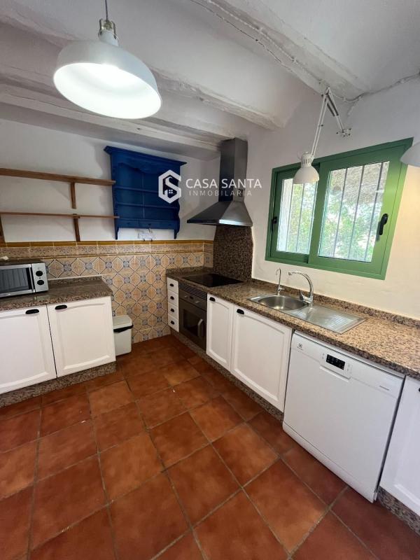 Properties for sale and rent in Spain photo 2