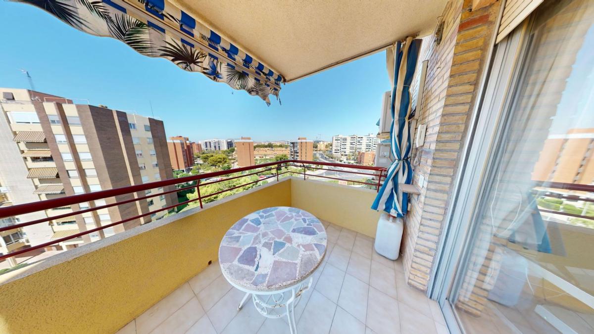 Venta de piso en Piso en Hondon De Las Nieves, San Blas, Alicante / Alacant, Alicante / Alacant
 photo 3