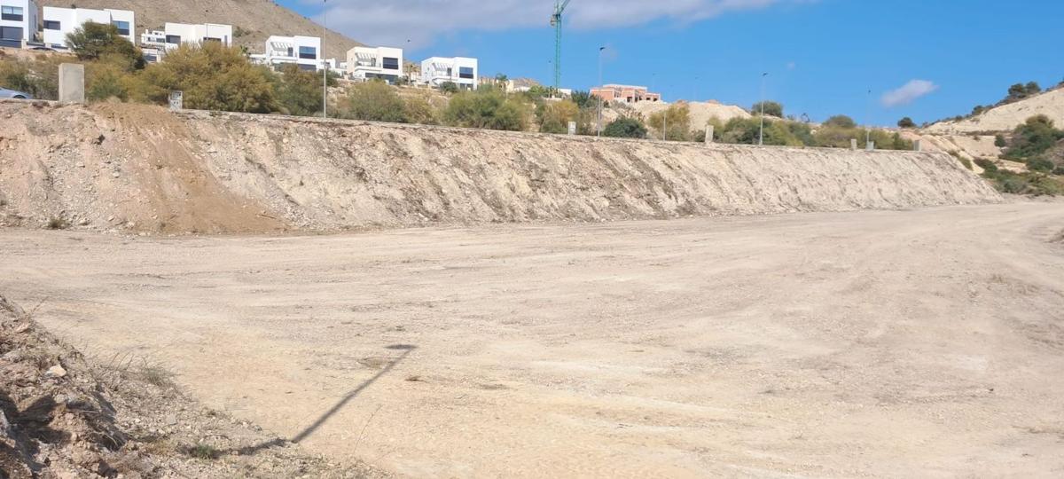 Land for sale in Finestrat, Alicante photo 4
