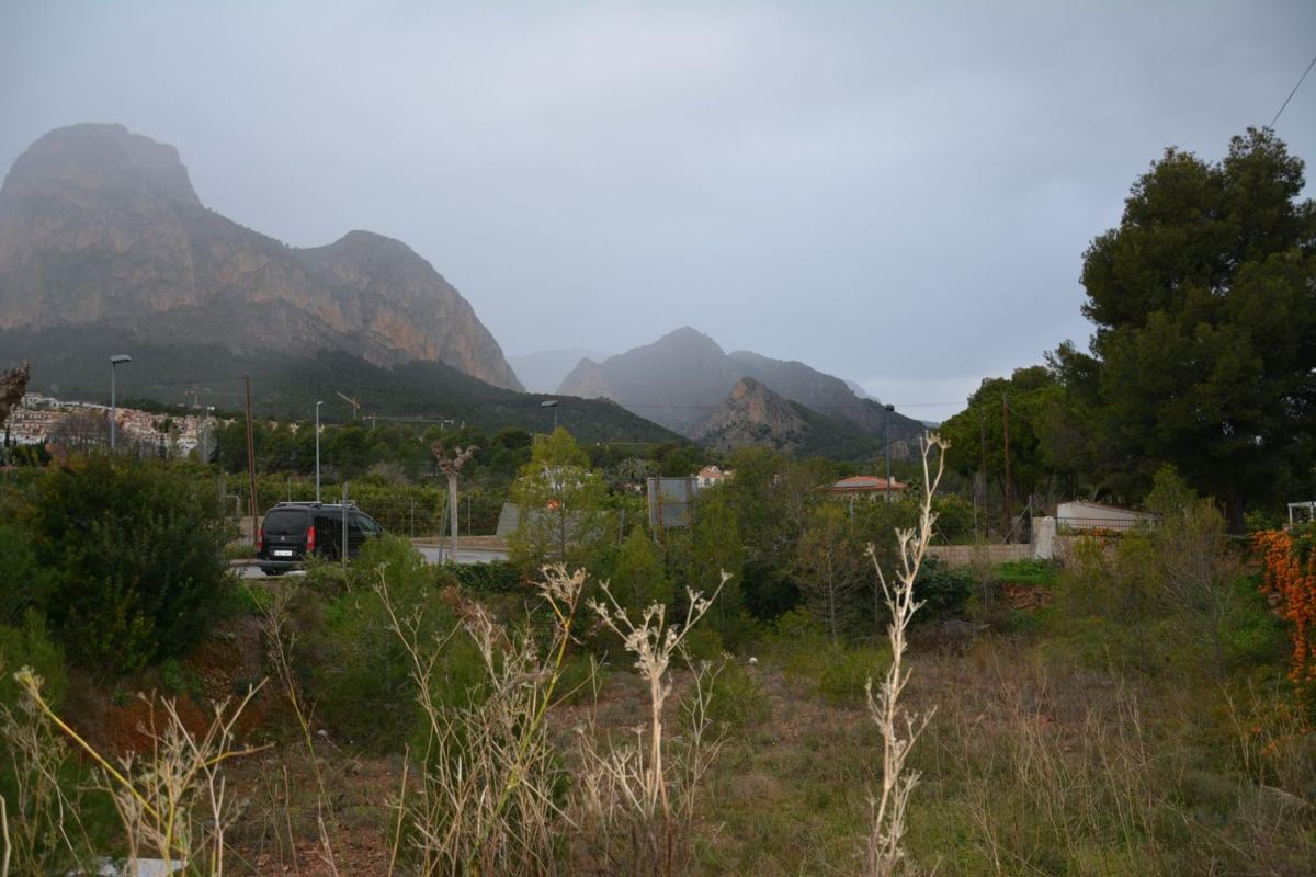 Terreno en venta en Polop, Alicante photo 4