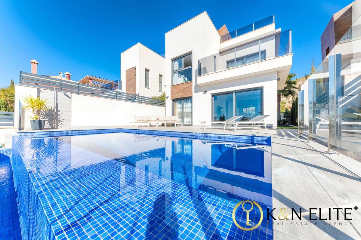 Properties for sale and rent in Spain photo 3