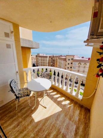 Venta de piso en Piso en Avenida de Cervantes, 88, Las Viñas, Guardamar del Segura, Guardamar del Segura
thumbnail 1