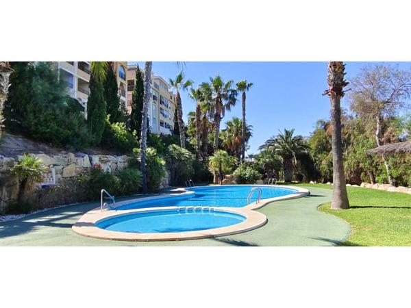 Venta de piso en Piso en Calle de I'Aigualera, Bonalba-Cotoveta, Mutxamel, Mutxamel
thumbnail 2