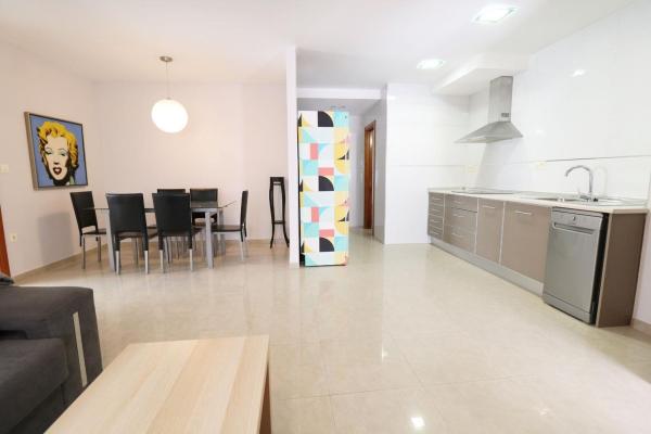 Venta de piso en Piso en Raval de Santa Teresa-El Asilo, Elche / Elx, Elche / Elx
 photo 1