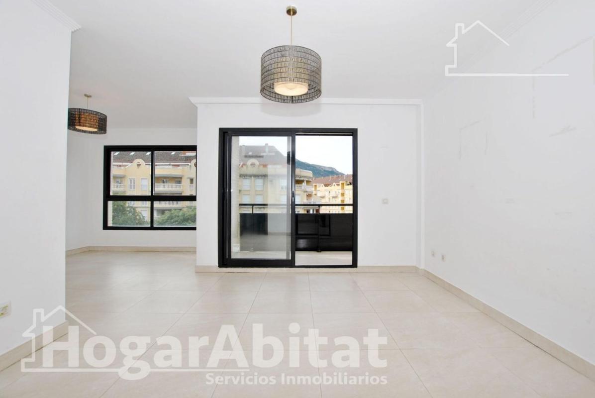 Venta de piso en Piso en Avenida Juan Chabás, Saladar, Denia, Denia
photo 1