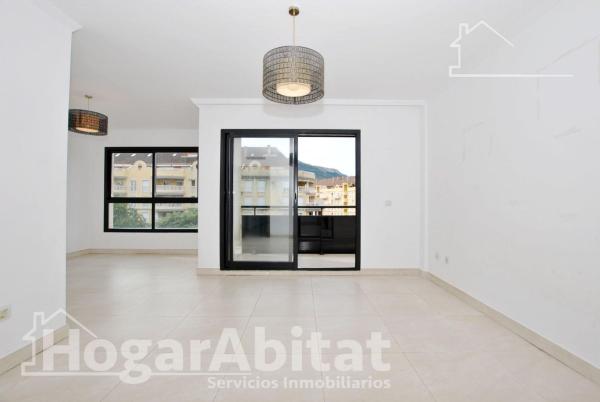 Venta de piso en Piso en Avenida Juan Chabás, Saladar, Denia, Denia
photo 1