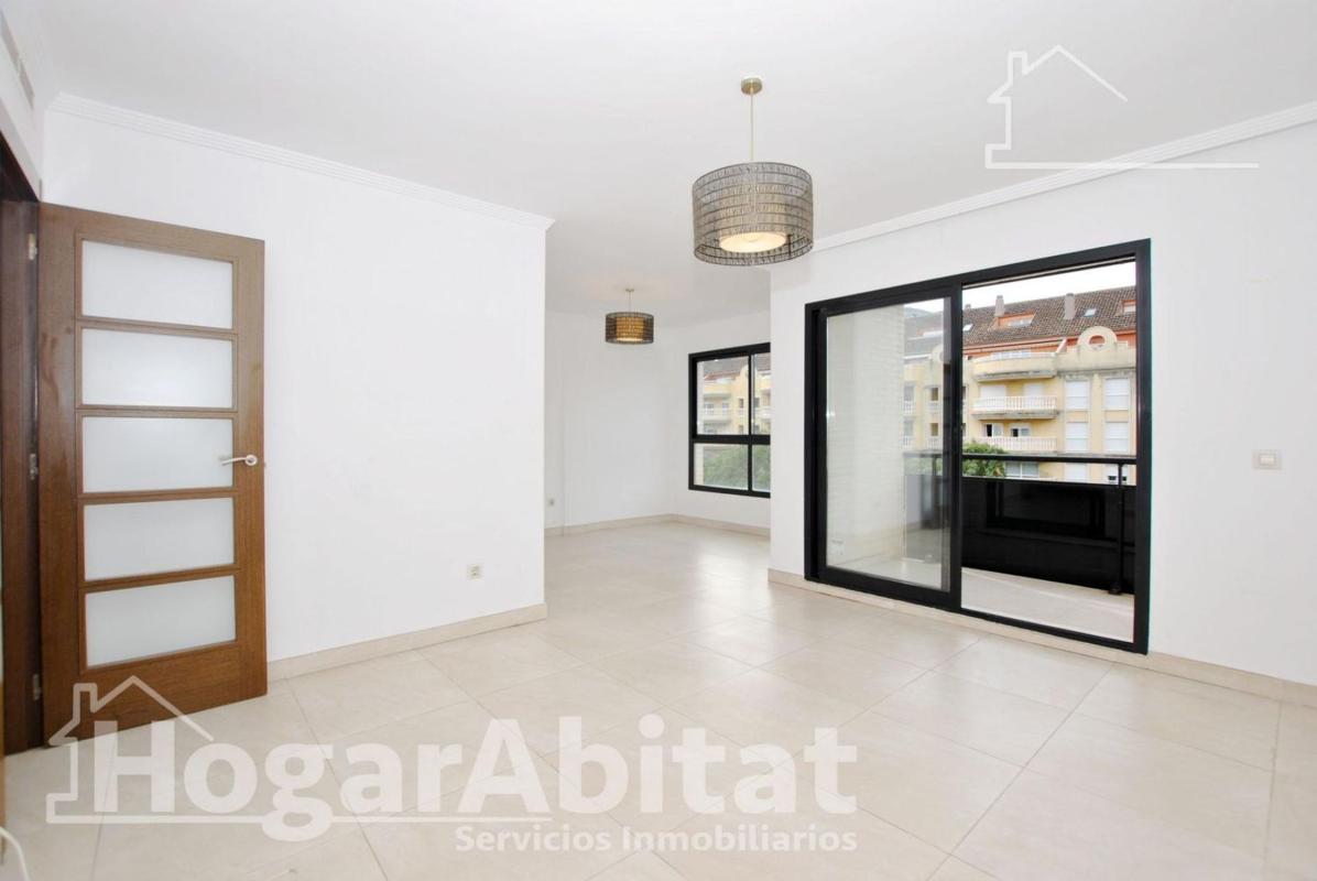 Venta de piso en Piso en Avenida Juan Chabás, Saladar, Denia, Denia
photo 3