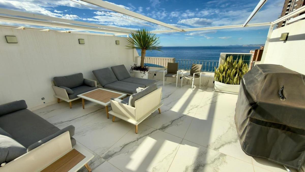 Venta de duplex en Dúplex en Calle Sierra Dorada, 19, Zona Sierra Helada, Benidorm, Benidorm photo 3