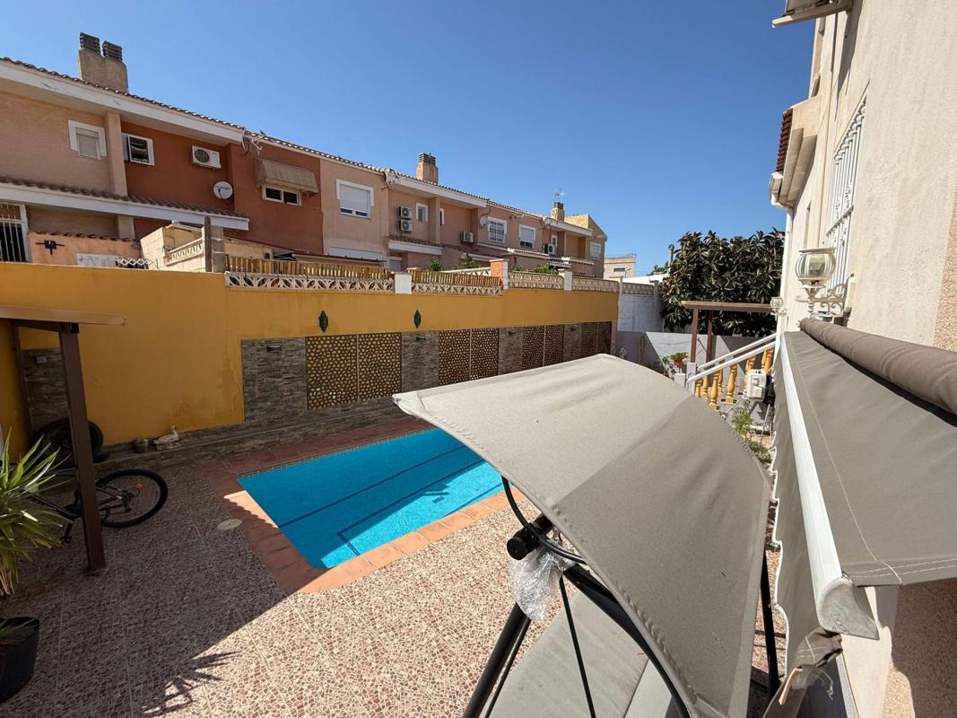 Properties for sale and rent in Spain photo 5