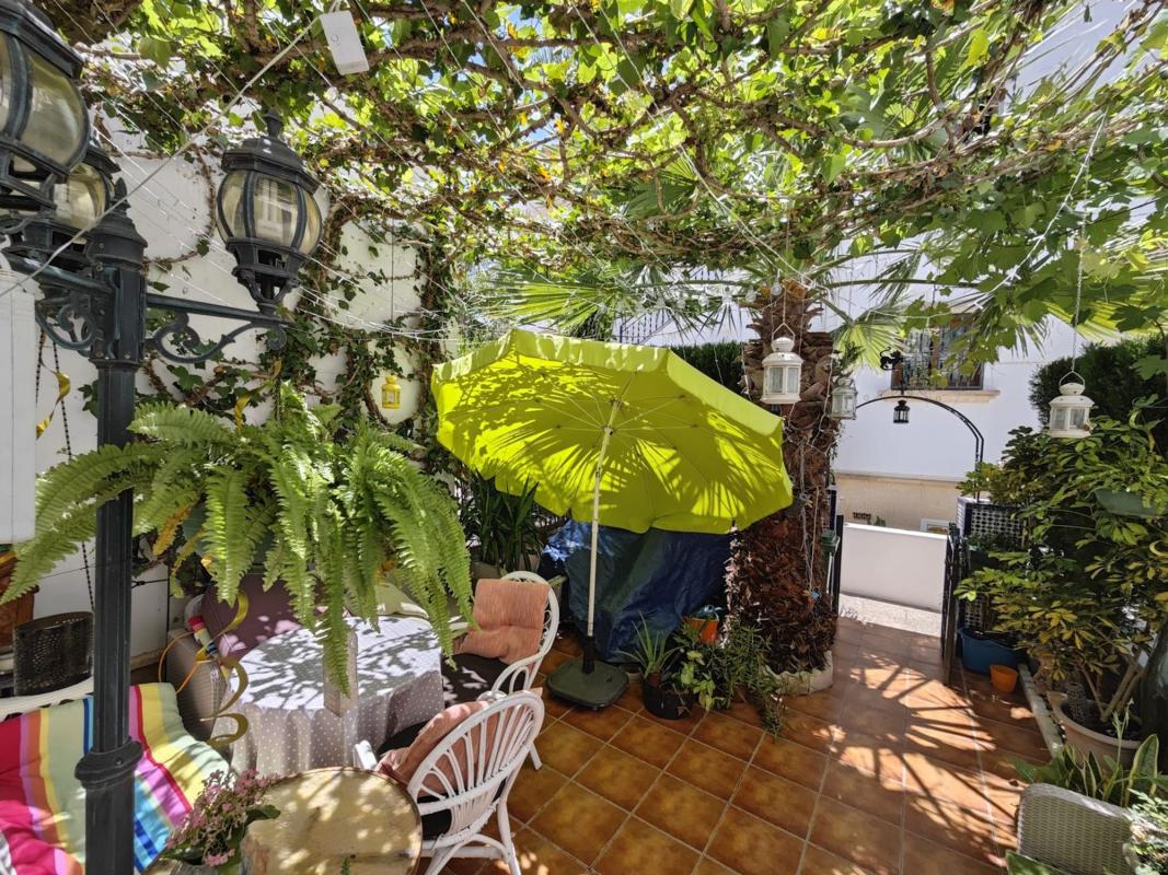 Properties for sale and rent in Spain photo 4