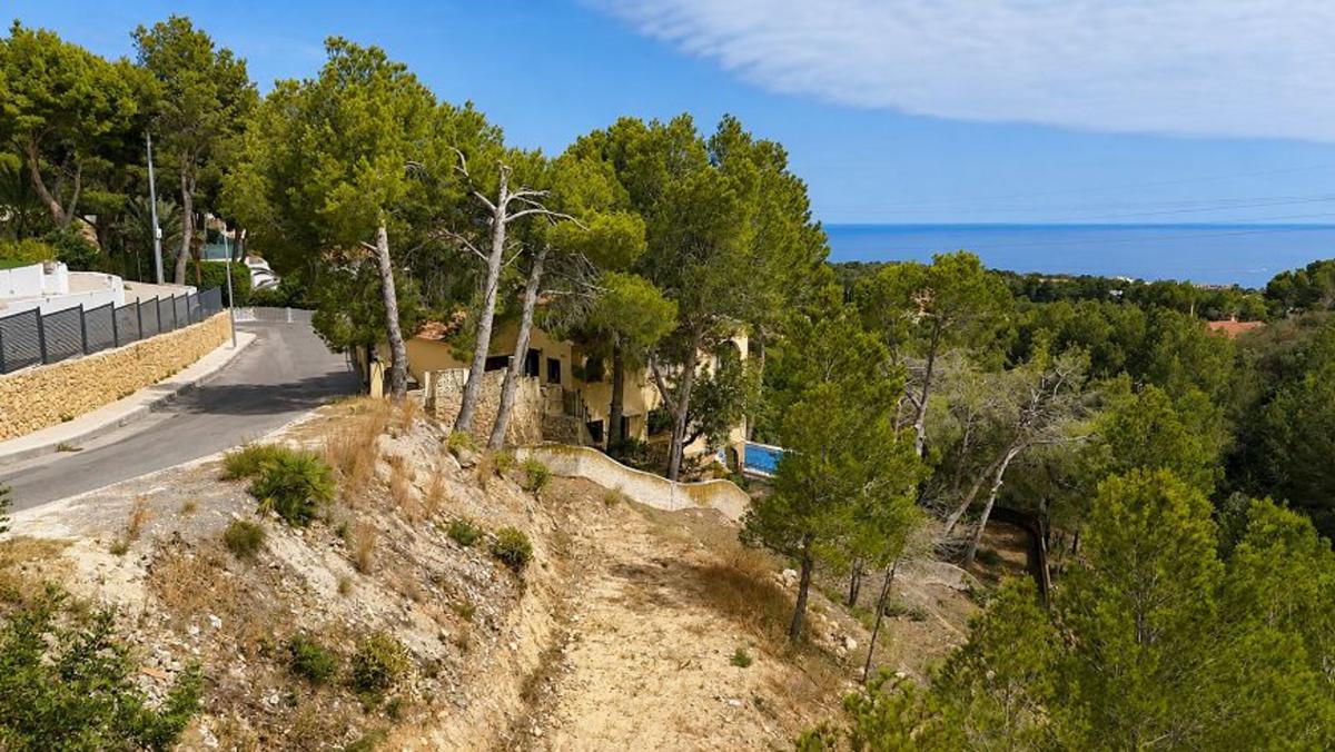Terreno en venta en Altea, Alicante photo 2