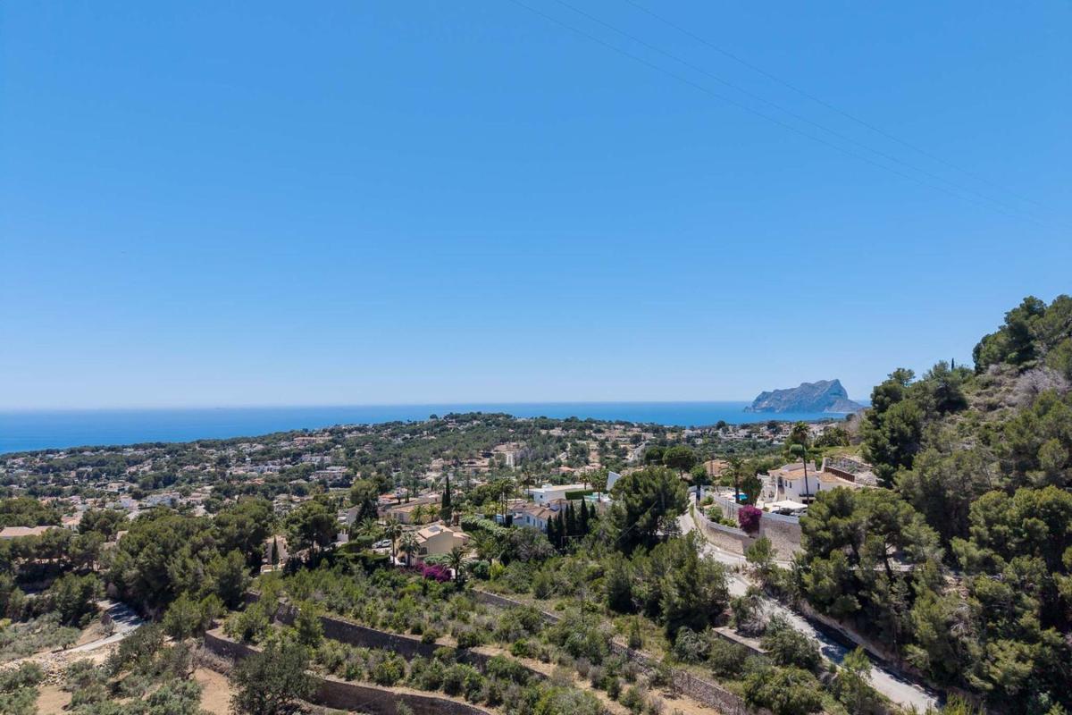 Terreno en venta en Moraira, Alicante photo 2