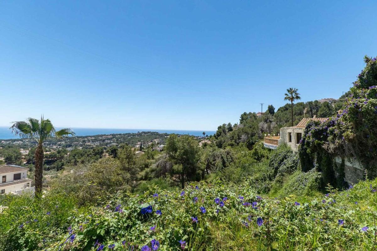 Terreno en venta en Moraira, Alicante photo 3