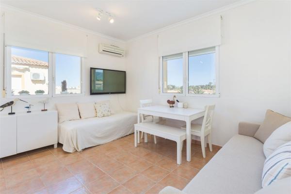 Ático en venta en Ático en Calle del Milà, Les Bovetes-La Felicidad, Denia, Denia thumbnail 1