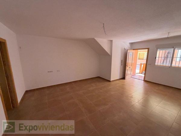 Venta de piso en Piso en Avenida Principes de Asturias, Daya Vieja, Daya Vieja
photo 1