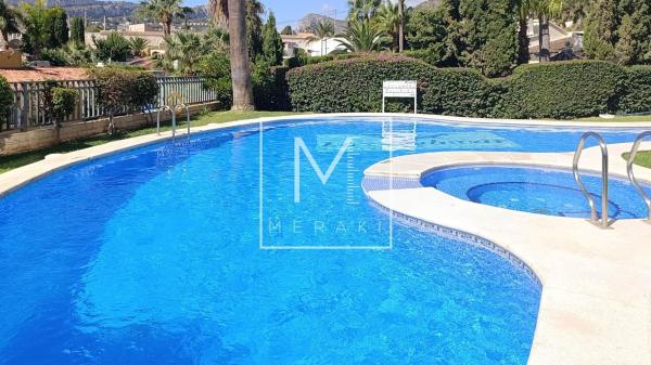 Sale of flat in Piso en Canuta, Calpe, Calpe
thumbnail 2