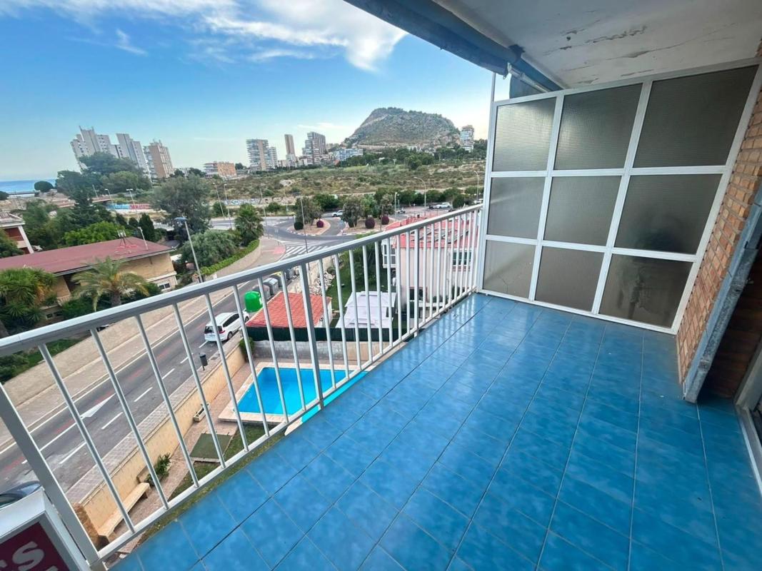 Sale of apartment in Piso en Calle Virgili, La Albufereta, Alicante / Alacant, Alicante
photo 1