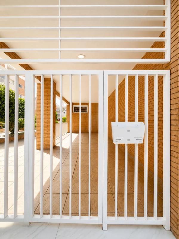 Venta de piso en Piso en Calle Benetússer, Ciudad Jardín, Elche / Elx, Elche / Elx
photo 1