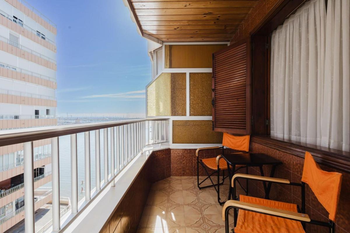 Продажа квартиры на Piso en Avenida Doctor Gregorio Marañón, El Acequión, Torrevieja, Торревьеха
photo 2