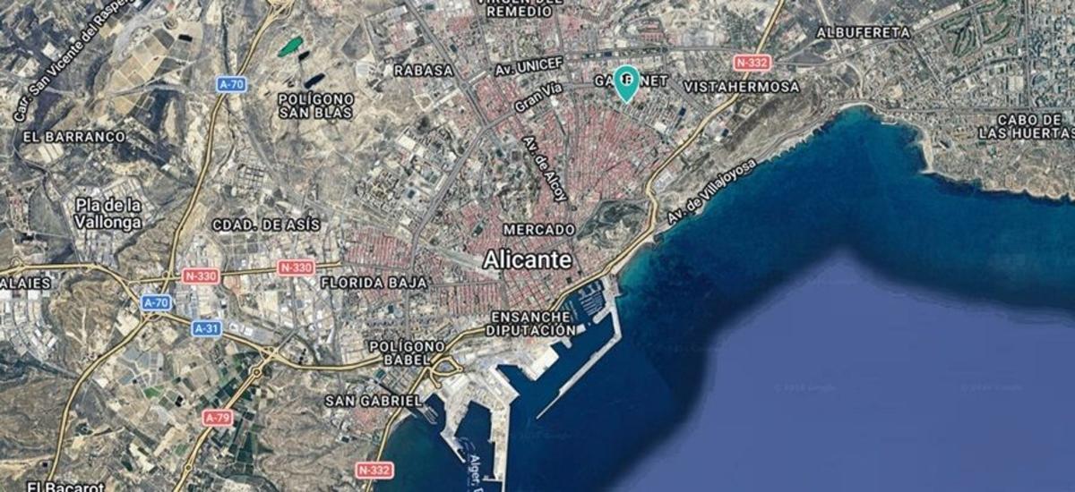 Sale of apartment in Piso en Dr Angel Pascual Megias, Garbinet - Parque de las Avenidas, Alicante / Alacant, Alicante
 photo 4