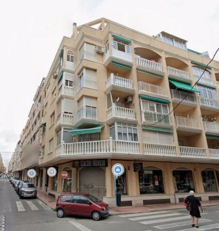 Sprzedaż mieszkania w Piso en San Pascual, Avenida Habaneras - Curva de Palangre, Torrevieja, Torrevieja
photo 1