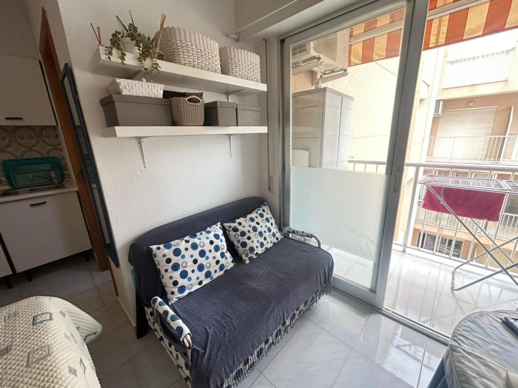 Sale of studio in Estudio en Calle Paralela Estocolmo, Playa de los Locos, Torrevieja, Torrevieja photo 2