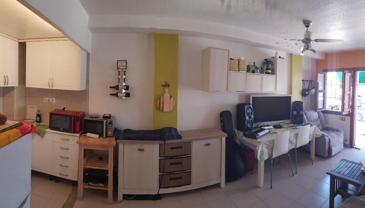 Sale of apartment in Piso en Calle Alange, La Siesta - El Salado - Torreta, Torrevieja, Torrevieja
 photo 4