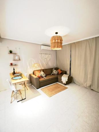 Estudio en venta en Estudio en Calle Bazan, El Molino, Torrevieja, Torrevieja thumbnail 1