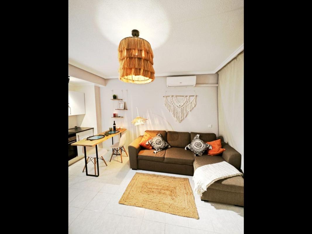 Sale of studio in Estudio en Calle Bazan, El Molino, Torrevieja, Torrevieja photo 2